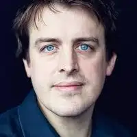 Oliver Bullough Avatar